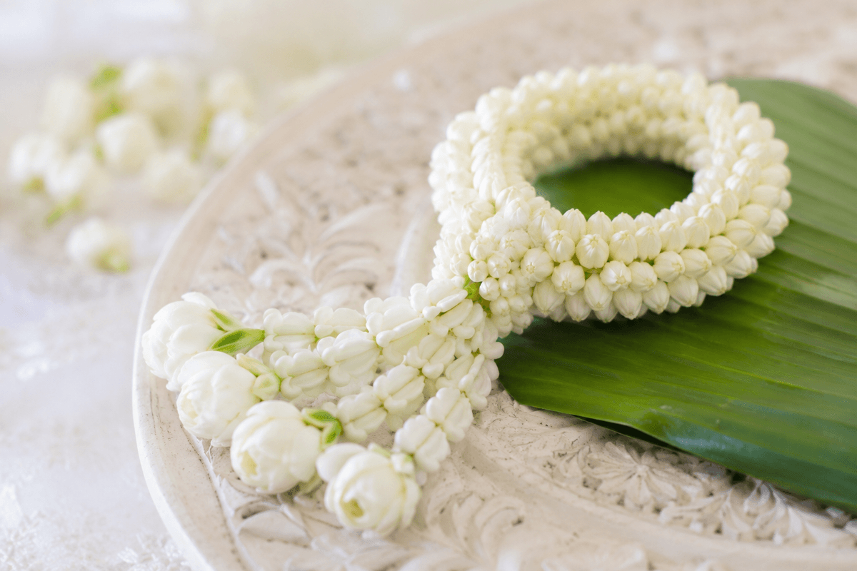 White jasmine garland traditionally associated with Thai Mother’s Day